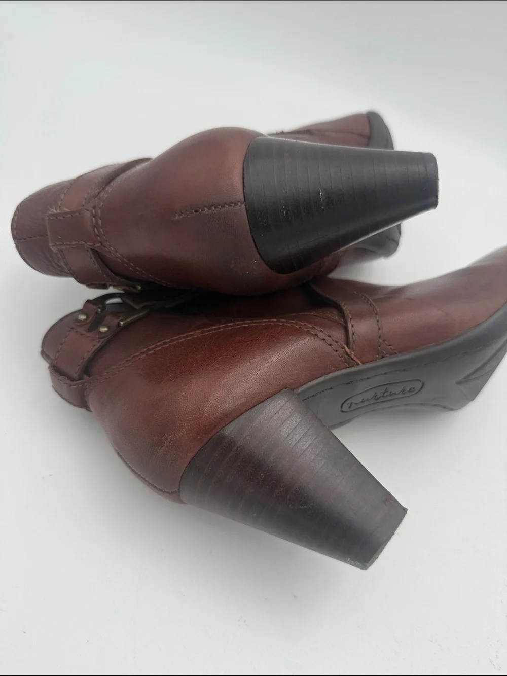 Nurture Women's Brown Leather Ankle Booties 10M Side Zip fall casual office Y2K